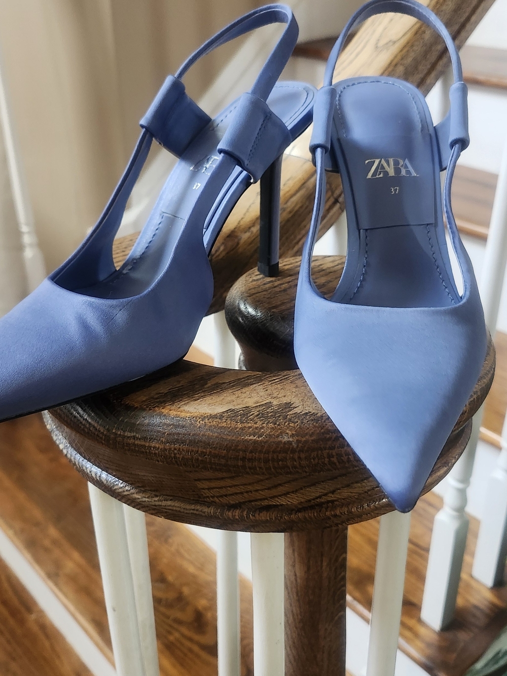 ZARA Periwinkle Pointed-Toe Slingback Stiletto Heels